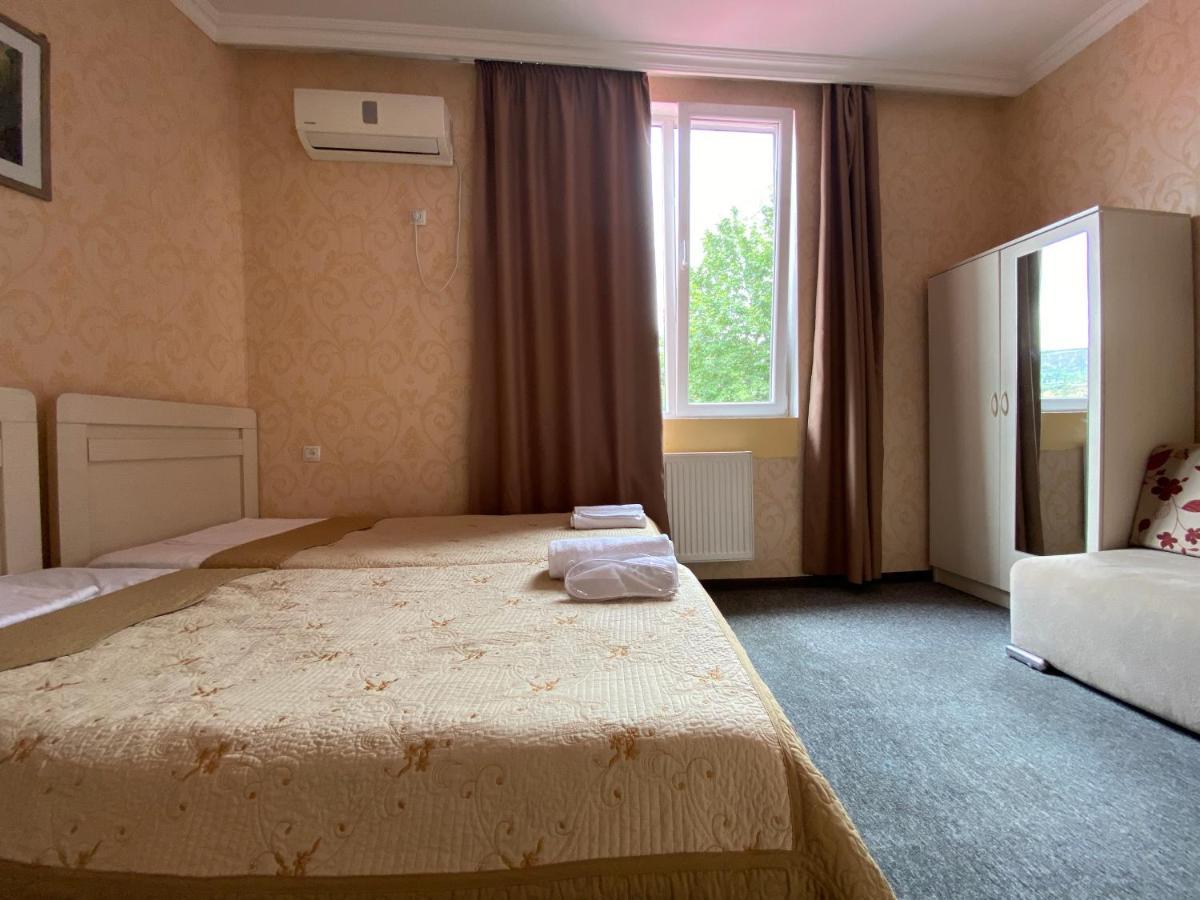 Hotel Shalimar Tbilisi Exterior photo